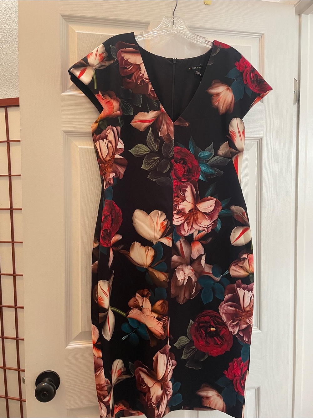Black Halo Black Floral V-Neck Sheath Dress with Red & Cream Blooms